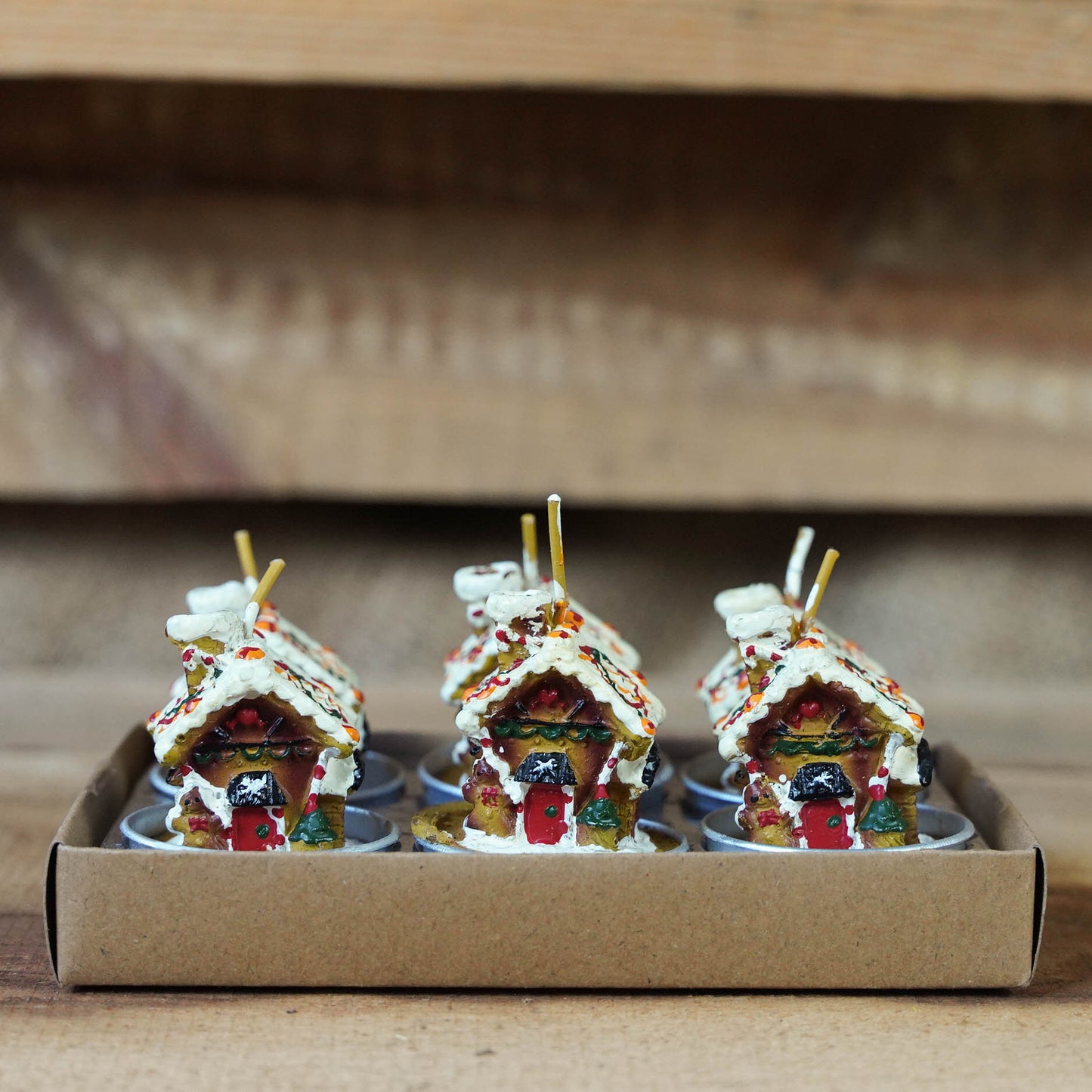 Weihnachtliches Teelichter 6er Set Lebkuchenhaus