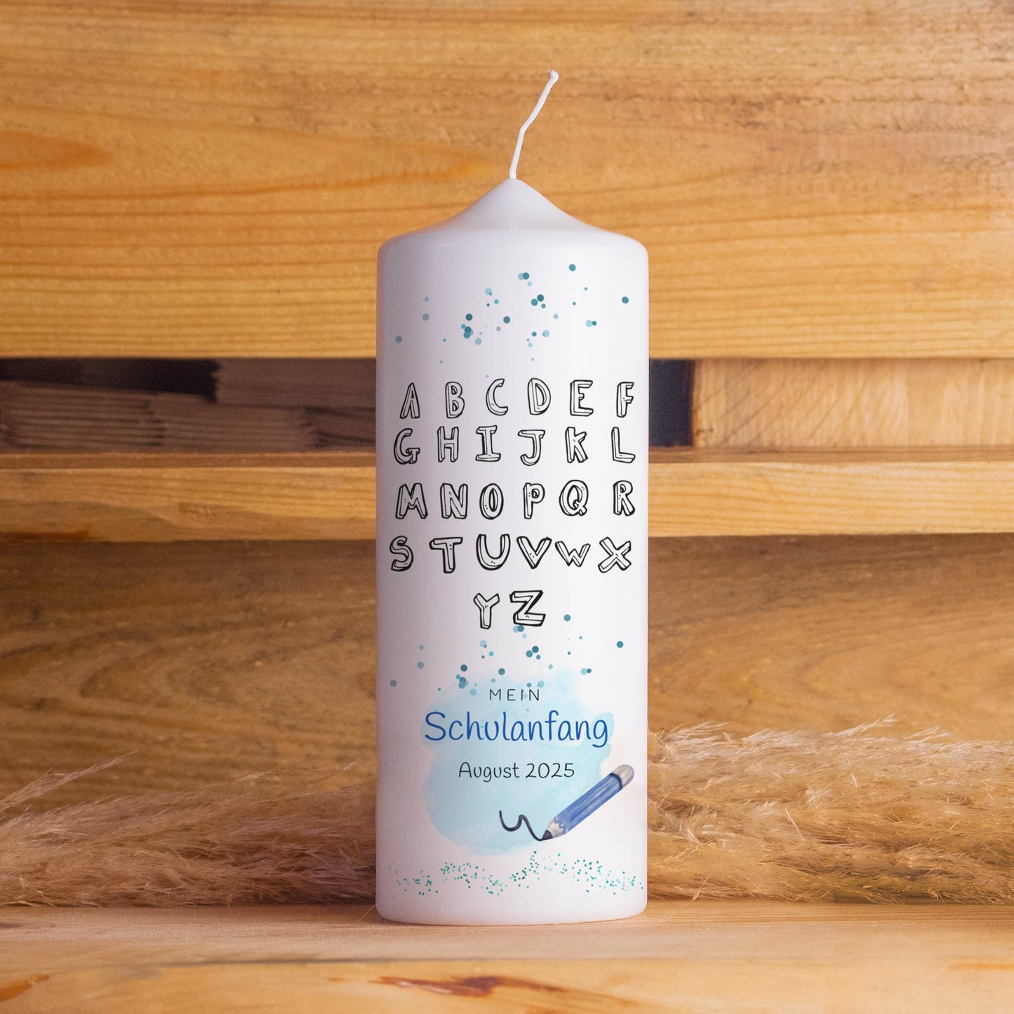 Schulanfangskerze Alphabet Schwarz-Weiß | Personalisierte Kerze zur Einschulung | 15–30 cm | Modernes ABC-Design mit Name & Datum
