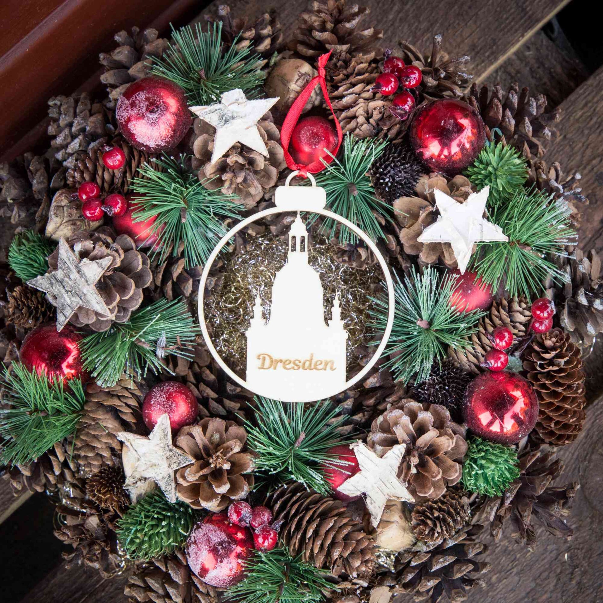 Weihnachtskugel aus Holz" ∅ 10 cm | Weihnachtsbaum Schmuck | Dresden Frauenkirche | Weihnachtsdeko |  Christbaum