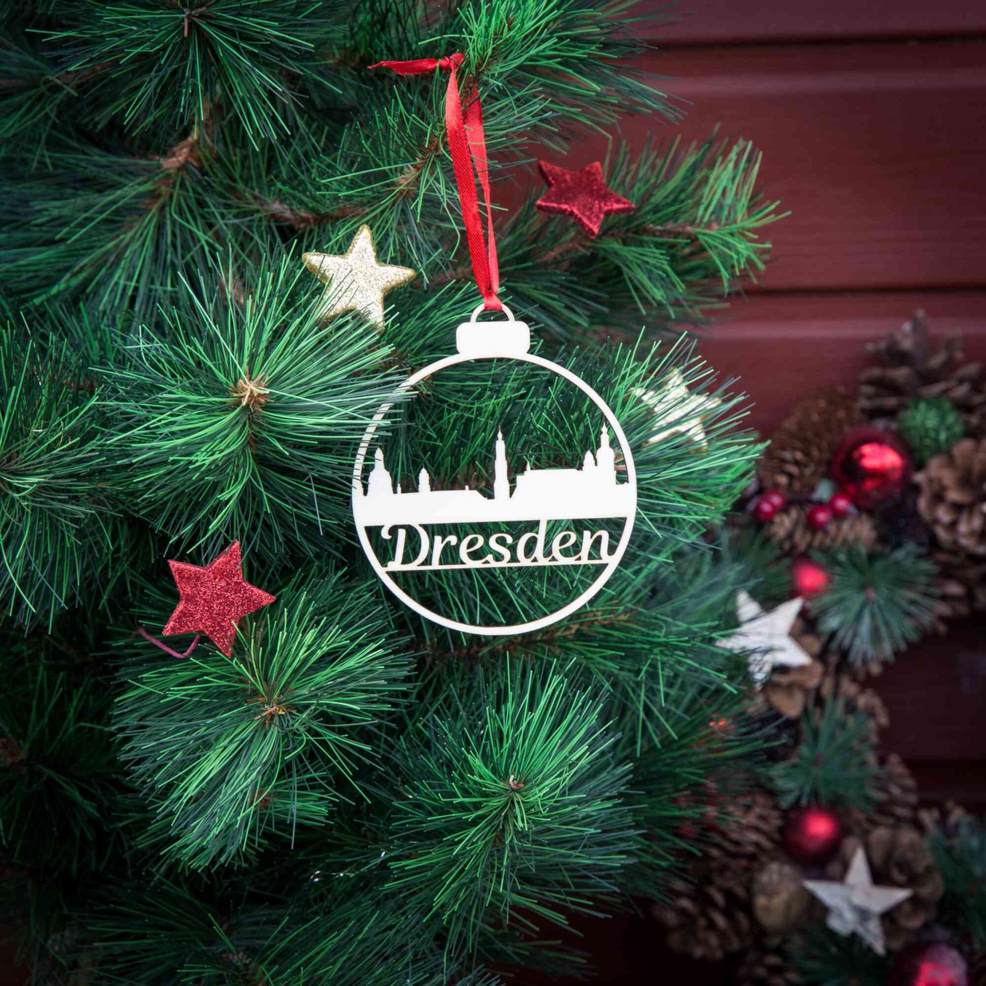 Weihnachtskugel aus Holz" ∅ 10 cm | Weihnachtsbaum Schmuck | Dresden Skyline | Weihnachtsdeko |  Christbaum