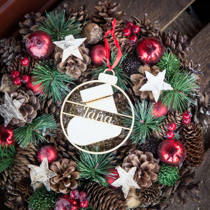 Weihnachtskugel aus Holz personalisiert mit Namen "Nikolaus Stiefel" ∅ 10 cm | Weihnachtsbaum Schmuck | Weihnachtsdeko |  Christbaum
