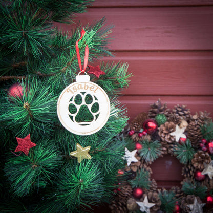 Weihnachtskugel aus Holz personalisiert mit Namen "Pfote in Weihnachtskugel" ∅ 10 cm | Weihnachtsbaum Schmuck | Weihnachtsdeko | Christbaum