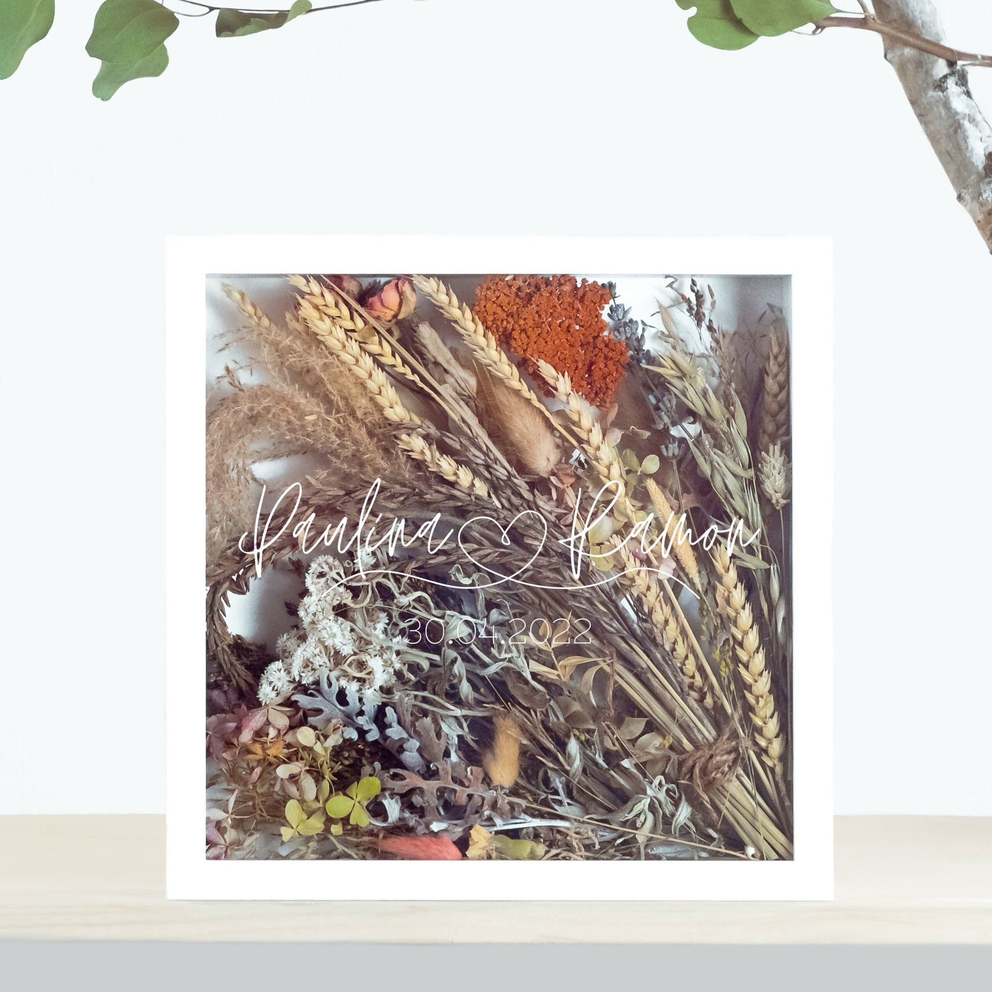 Brautstraußrahmen | Monochrom | Personalisiert | Hochzeit | Blumen | Dried Flower | Erinnerung | Deko | Wanddeko