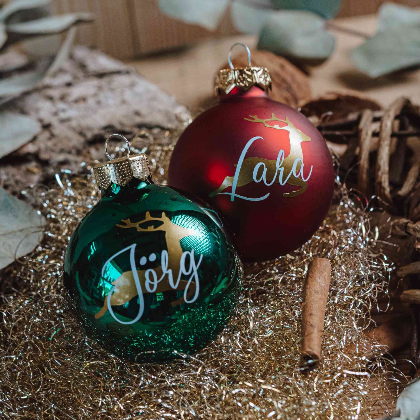 Personalisierte Weihnachtskugel mit Namen + Rentier ∅ 6-8cm | Wunschmotiv |  Personalisiertes Geschenk | Weihnachtsbaum | Tannenbaumkugel |  Christbaumkugel