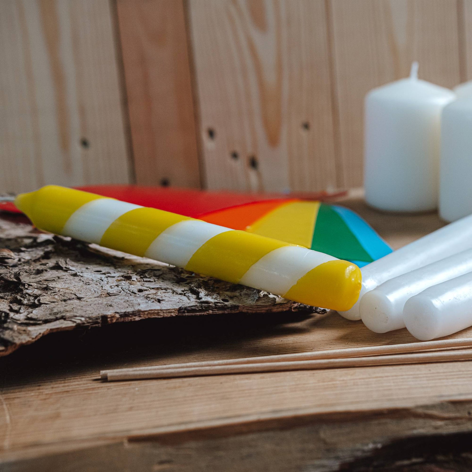 DIY-Set: Kerzen gestalten | Bastelset Kerzen verzieren | Kerzen dekorieren | Geschenkidee | Kerzen mit Wachsplatten gestalten