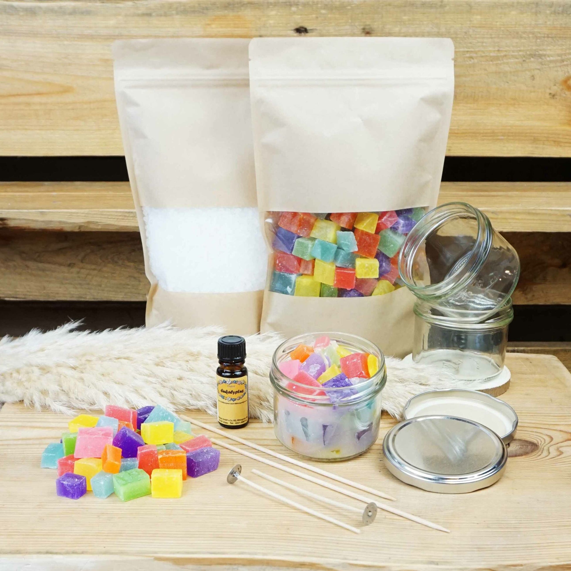 DIY-Bastelset: Duftkerzen selber machen – für 7 bunte Duftkerzen im Glas