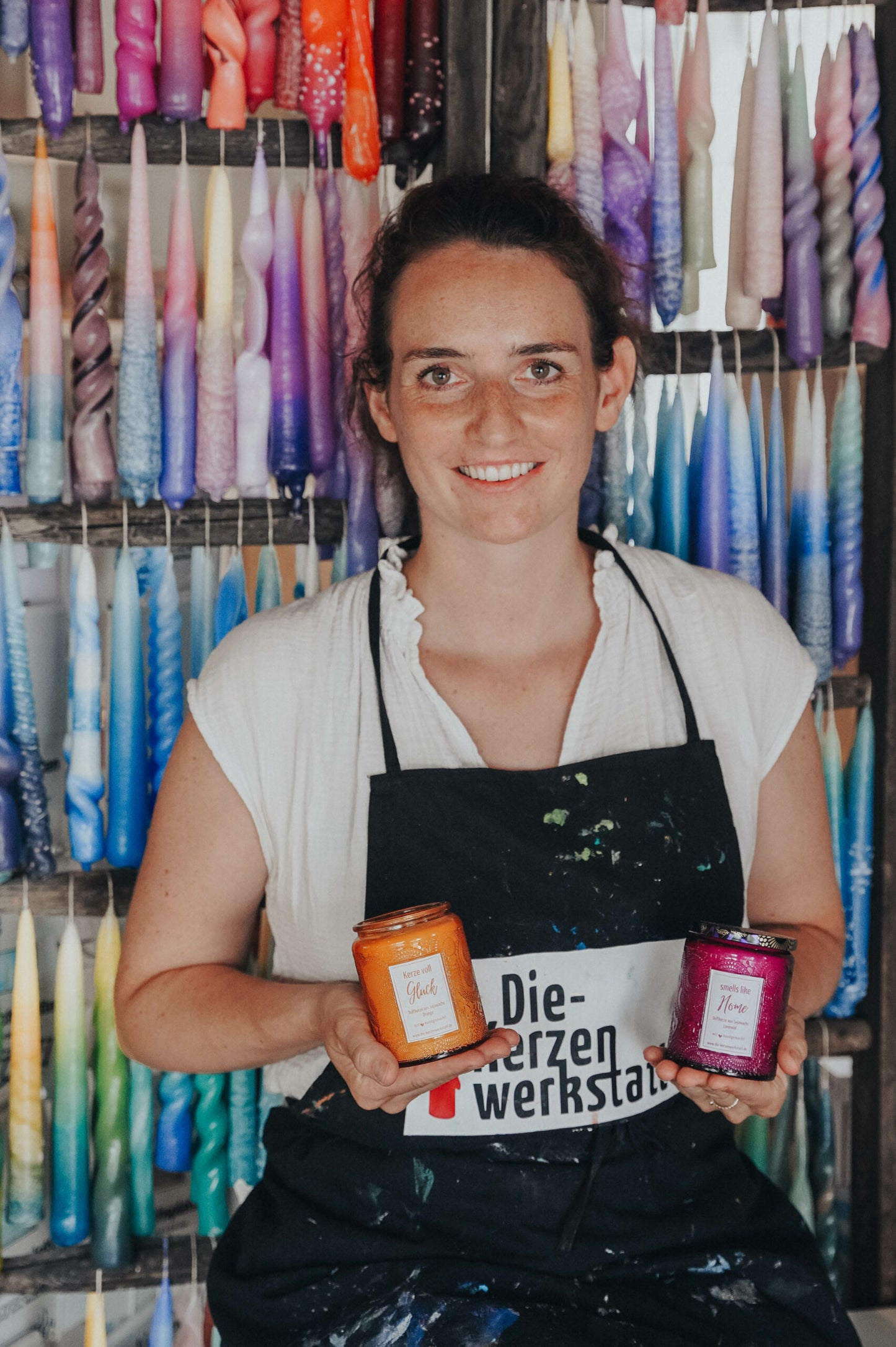 Duftkerze im Glas aus Sojawachs - Apfel-Zimt | weihnachtlicher Duft im Glas | Kerze im Glas | Bunte Kerze | Geburtstagsgeschenk | Weihnachten
