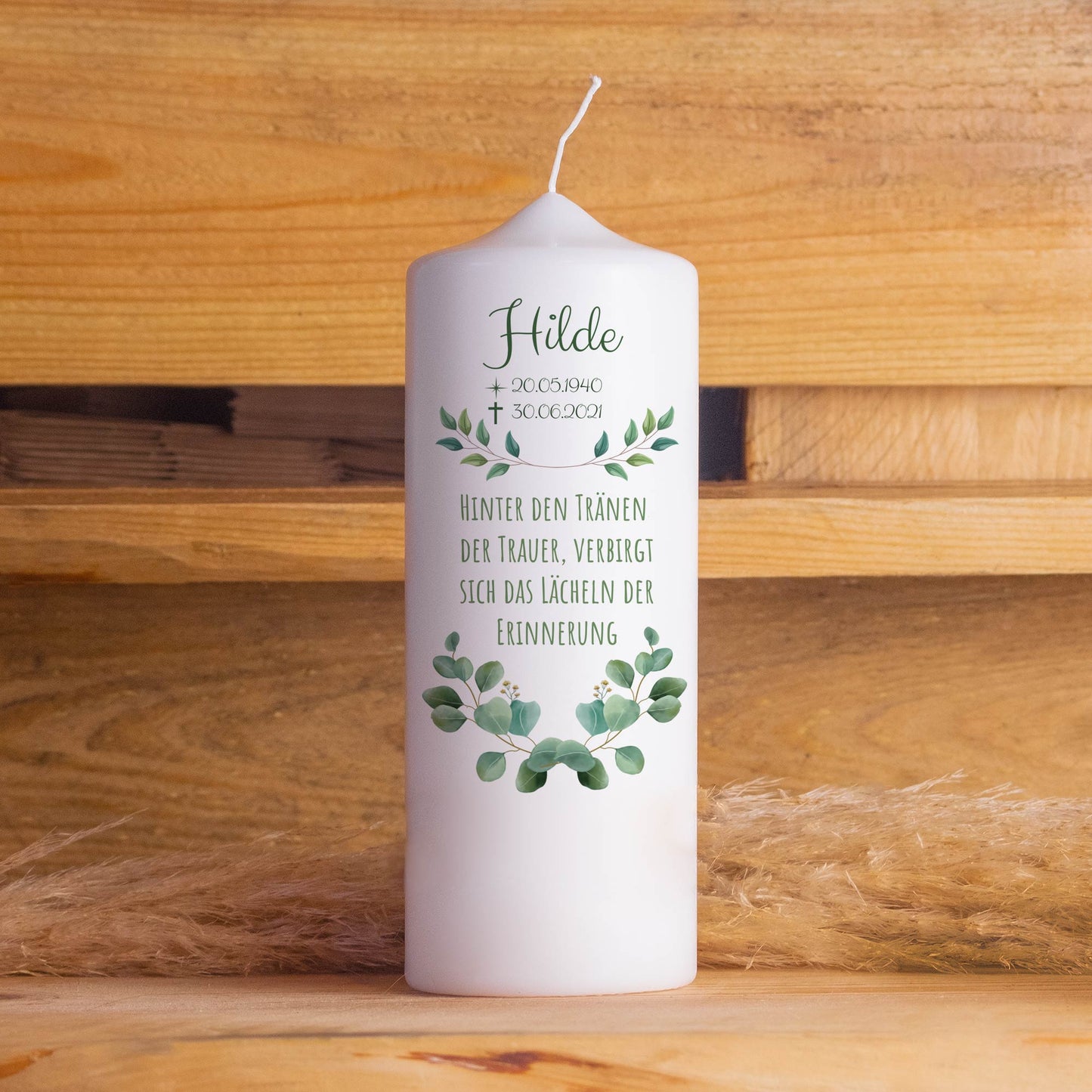 Trauerkerze Eukalyptus | 15 - 30 cm Höhe | Personalisierte Kerze | Gedenkkerze