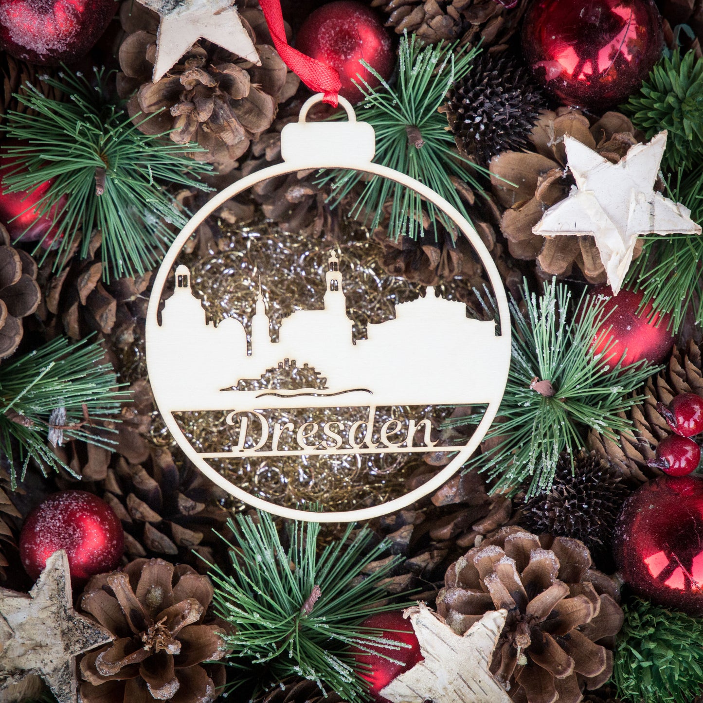 Weihnachtskugel aus Holz" ∅ 10 cm | Weihnachtsbaum Schmuck | Dresden Elbpanorama | Weihnachtsdeko |  Christbaum