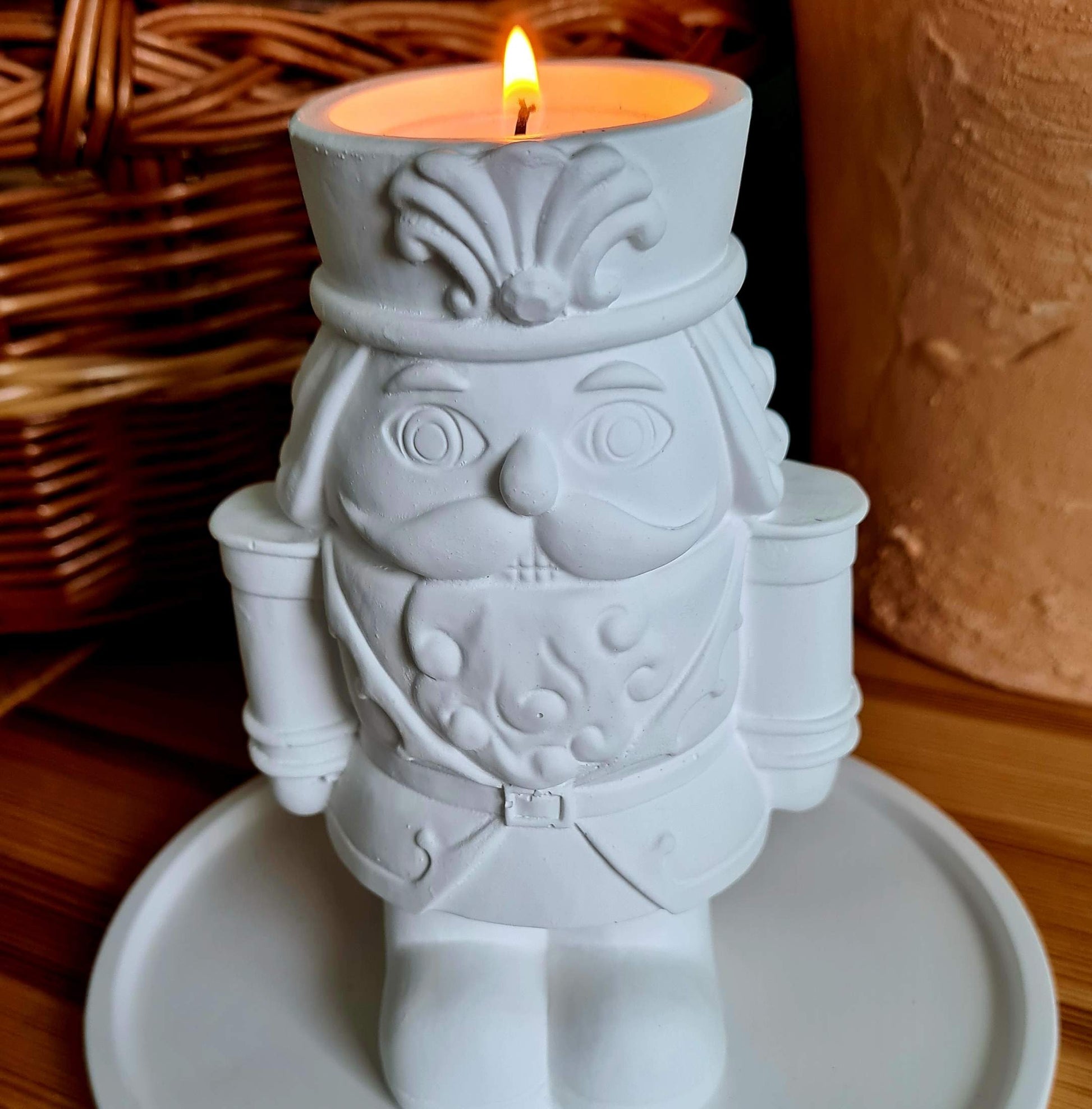 Teelichthalter Nussknacker 13 cm hoch | Bergmann mit Teelichteinsatz | Kerzenhalter Raysin | Kerzenständer | Taufkerze | Weihnachtliche