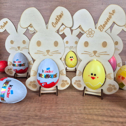Personalisierter Osterhase aus Holz mit Eierhalter | Ostergeschenk mit Name | Osterdeko für Überraschungsei oder Kerze