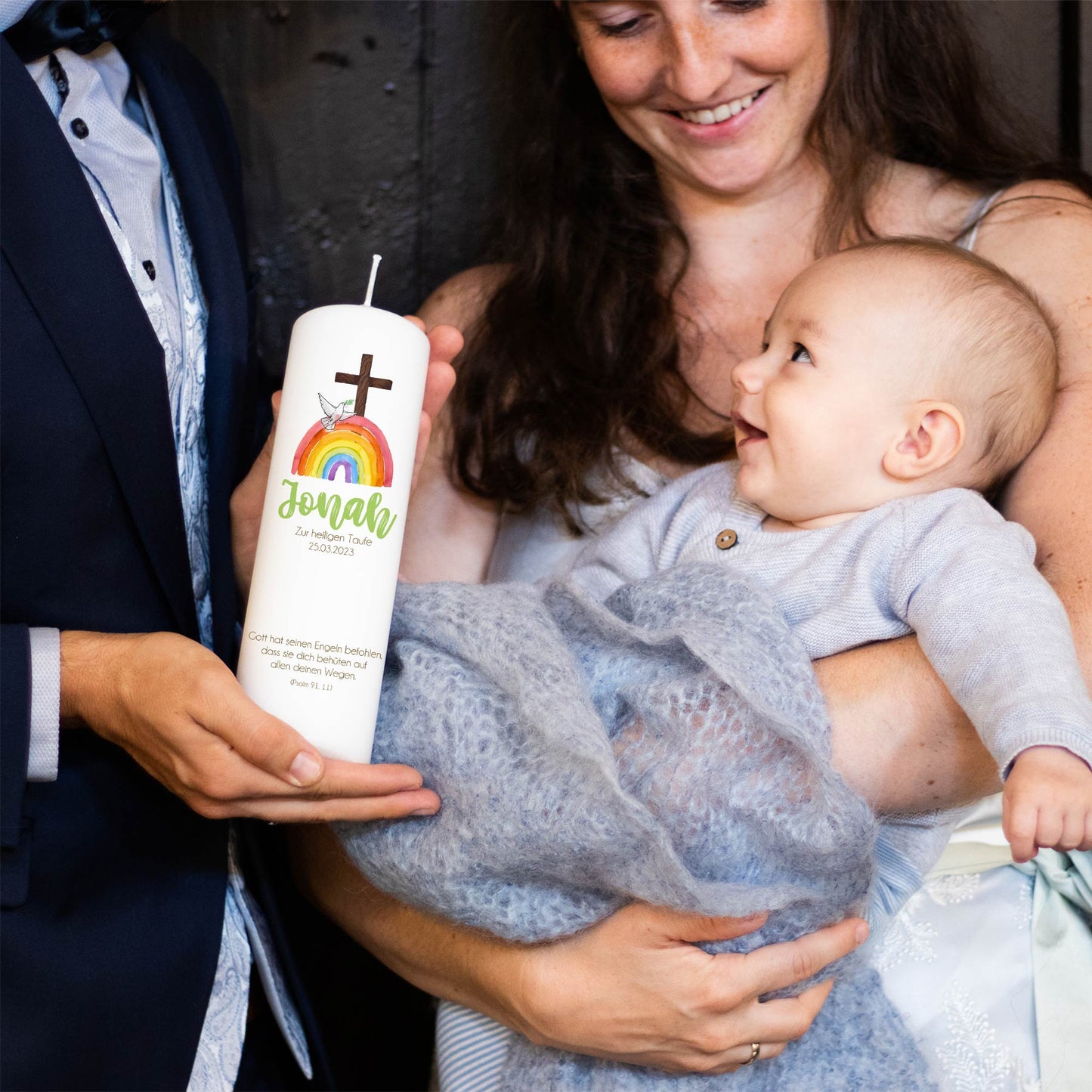 Taufkerze | Regenbogen | 15 - 30 cm Höhe | Personalisierte Kerze | Evangelisch | Katholisch | Jungen und Mädchen | Geschenk Taufe