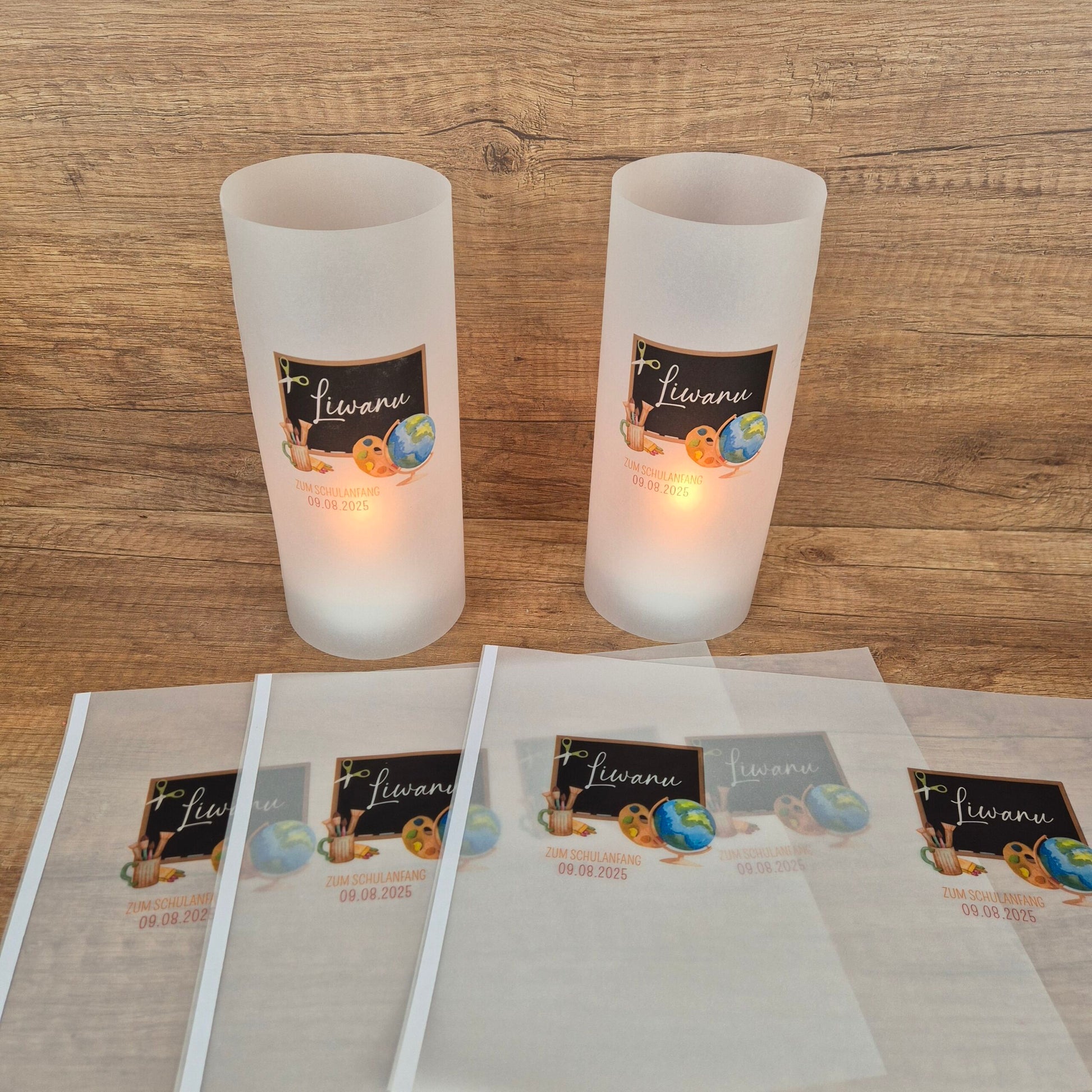 Schulanfangspaket mit personalisierter Kerze | Inkl. Holzuntersetzer, Lichthüllen & Streudeko | Handgemacht & individuell