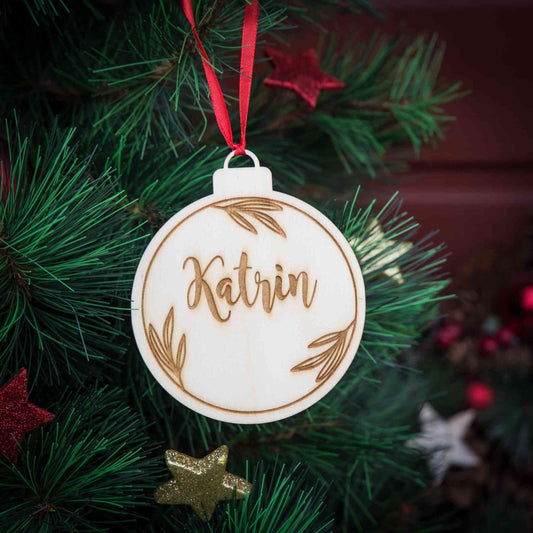 Personalisierte Weihnachtskugel Ranke