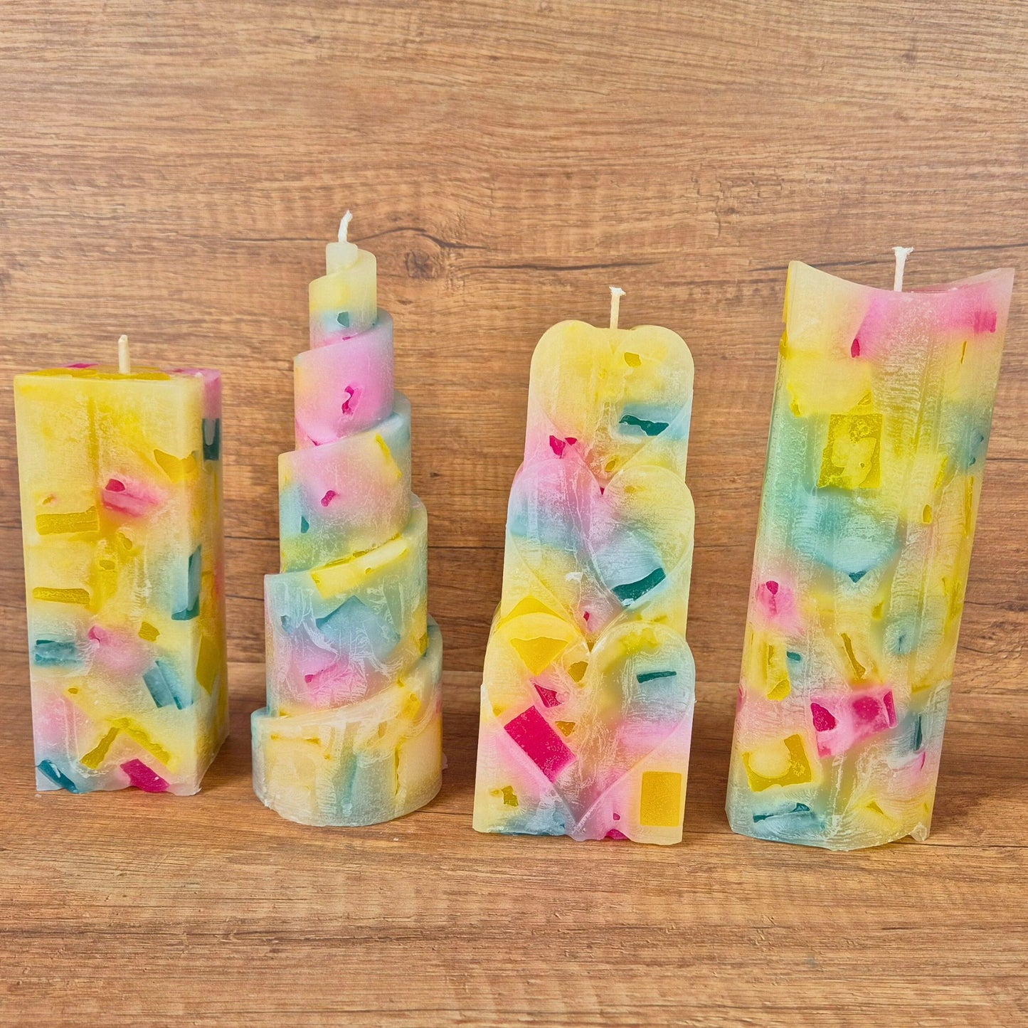 Bunte Wachswürfelkerze Candy