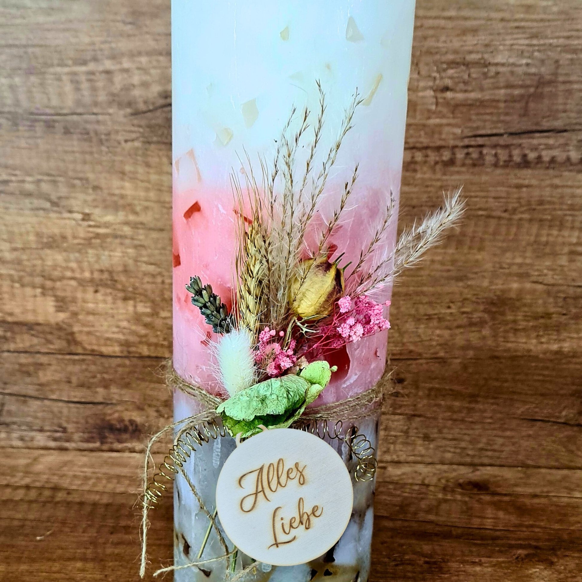 XXL Kerze mit Trockenblumen & Gravuranhänger | personalisierbar | Geschenk zur Hochzeit, Taufe oder Geburtstag