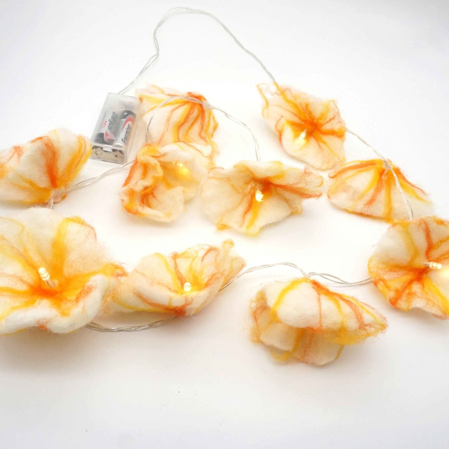 DIY Set Blütenlichterkette aus Filz basteln | Kreatives Bastelset mit LED-Lichterkette