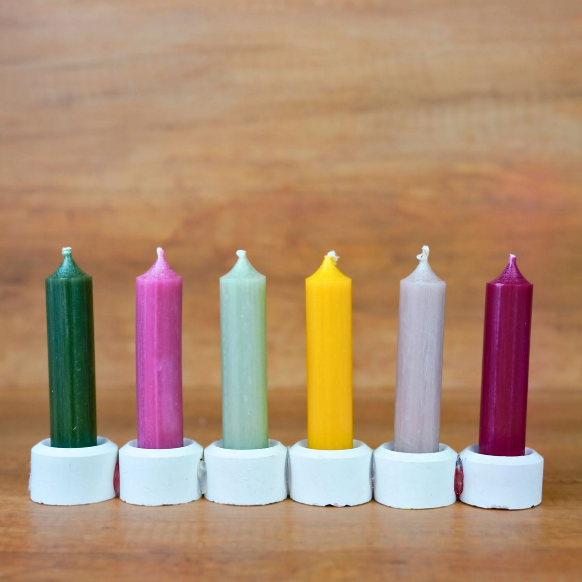 Bunte Stabkerzen Gemütlichkeit