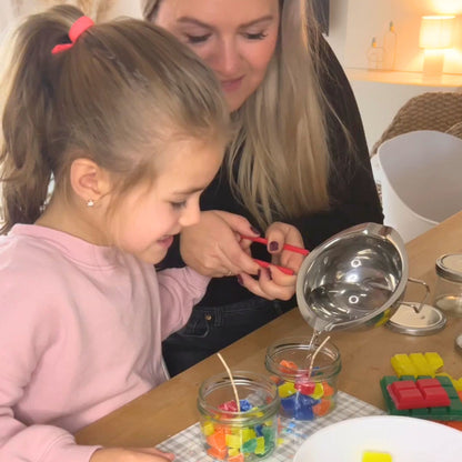 DIY-Bastelset: Duftkerzen selber machen – für 7 bunte Duftkerzen im Glas