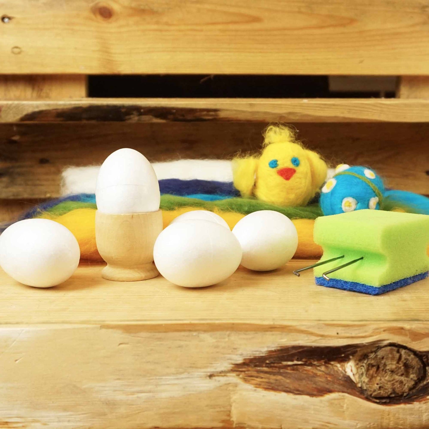 Bastelset Ostereier Filzen - Für 10 Eier | Trockenfilzen für Kinder & Erwachsene | Kreatives DIY Set für Ostern | Inkl. Styropor-Eier, Filznadeln & Wolle | Ideal als Geschenk