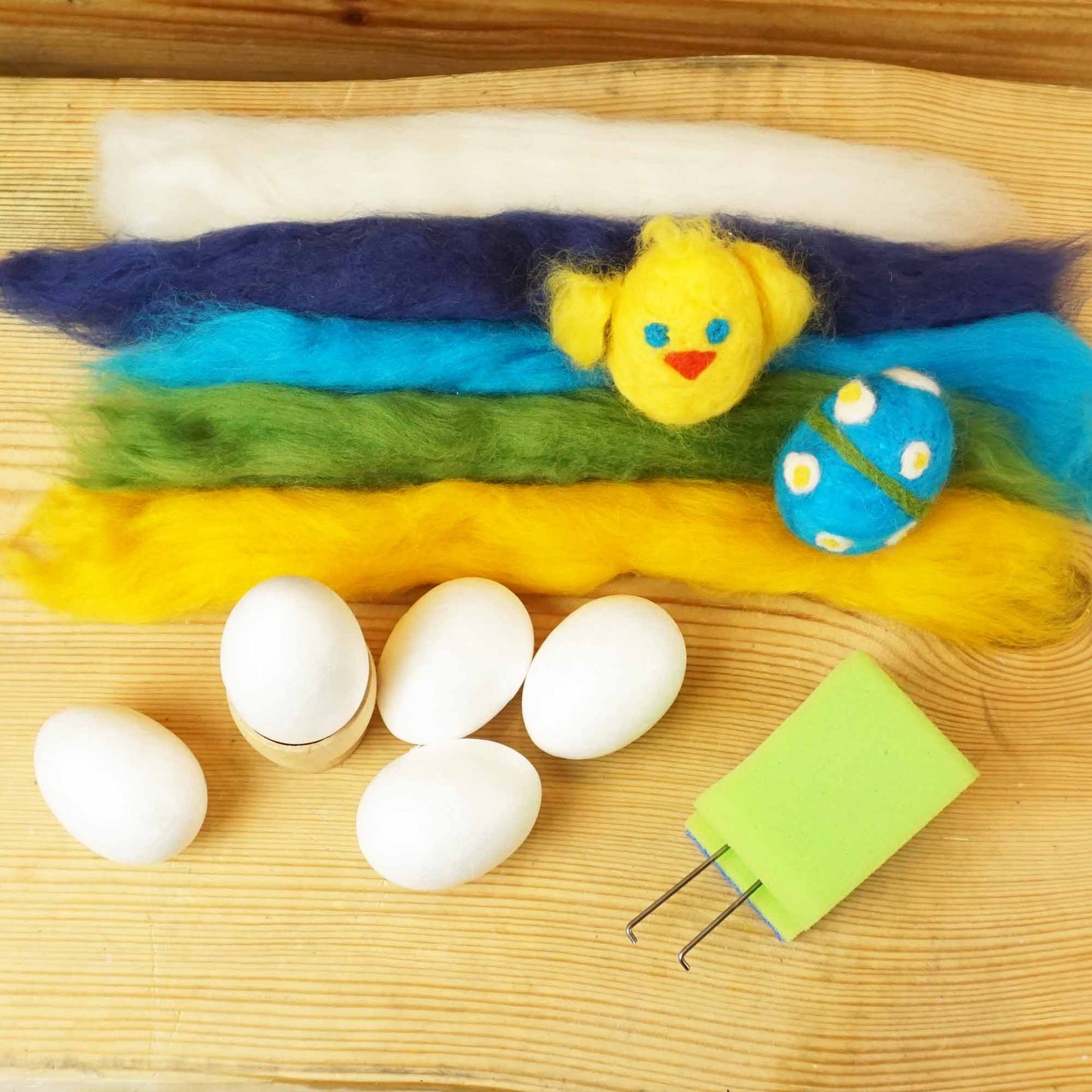 Bastelset Ostereier Filzen - Für 10 Eier | Trockenfilzen für Kinder & Erwachsene | Kreatives DIY Set für Ostern | Inkl. Styropor-Eier, Filznadeln & Wolle | Ideal als Geschenk