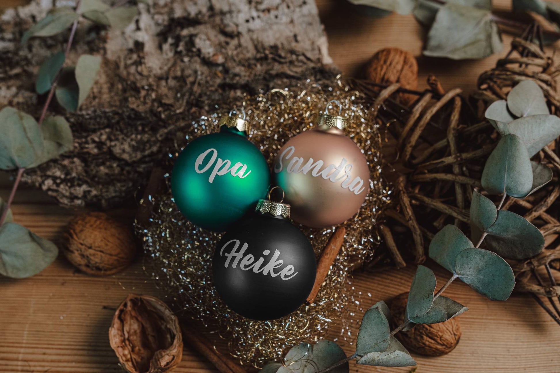 Weihnachtskugel mit deinem Wunschnamen ∅ 6-8 cm | Wunschmotiv |  Personalisiertes Geschenk | Weihnachtsbaum | Tannenbaumkugel |  Christbaumkugel