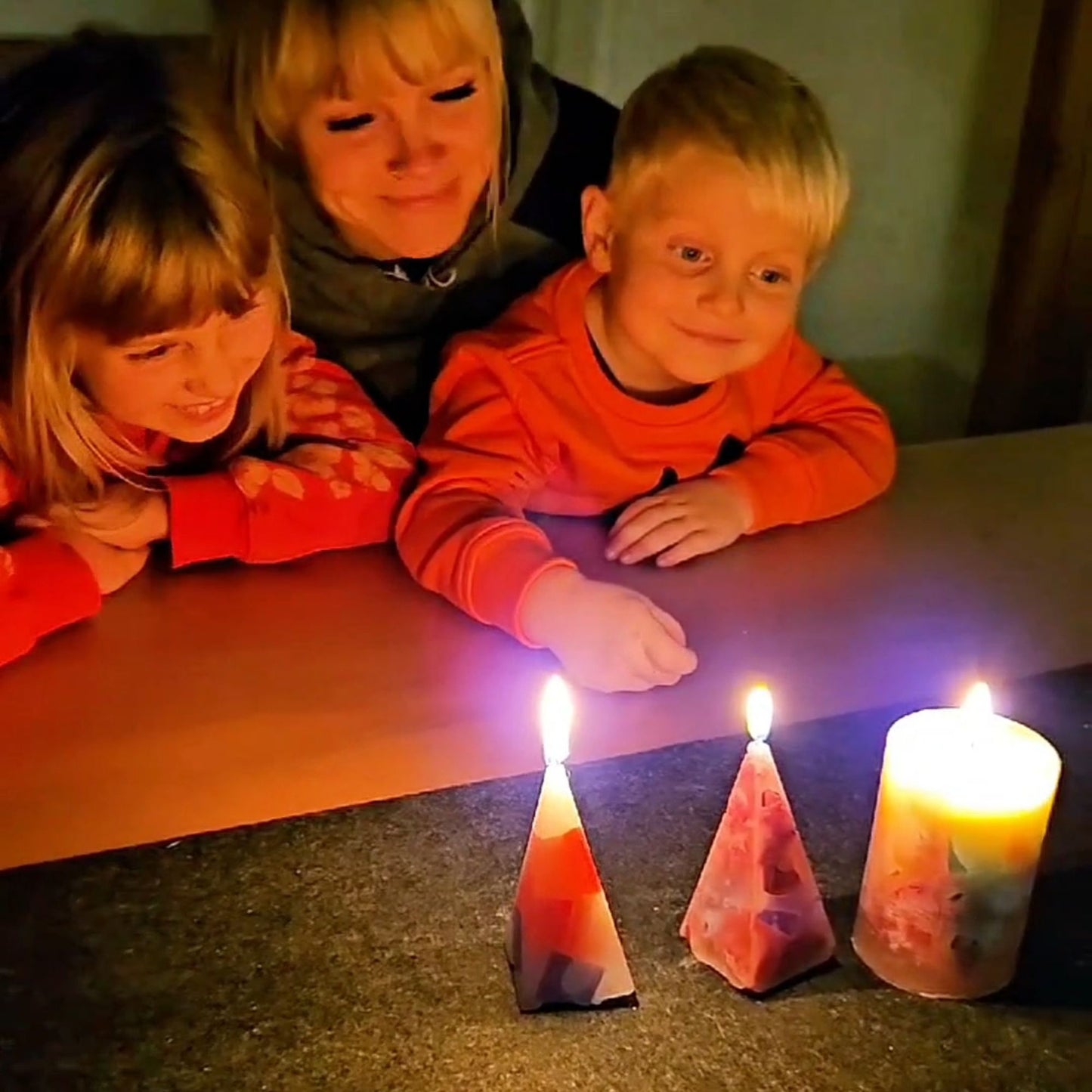 DIY-Set: Kerzen gießen – Kreatives Bastelset für bis zu 14 Kerzen