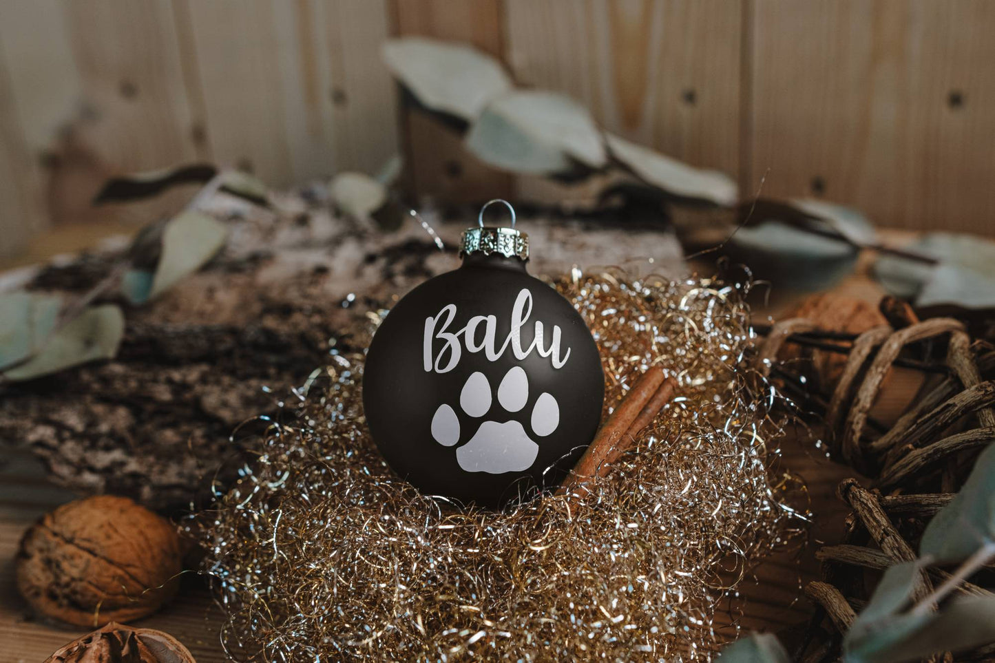 Weihnachtskugel mit Namen für Hund/ Katze + Pfote/ Knochen ∅ 6-8cm | Wunschmotiv |  Personalisiertes Geschenk | Weihnachtsbaum | Tannenbaumkugel |  Christbaumkugel