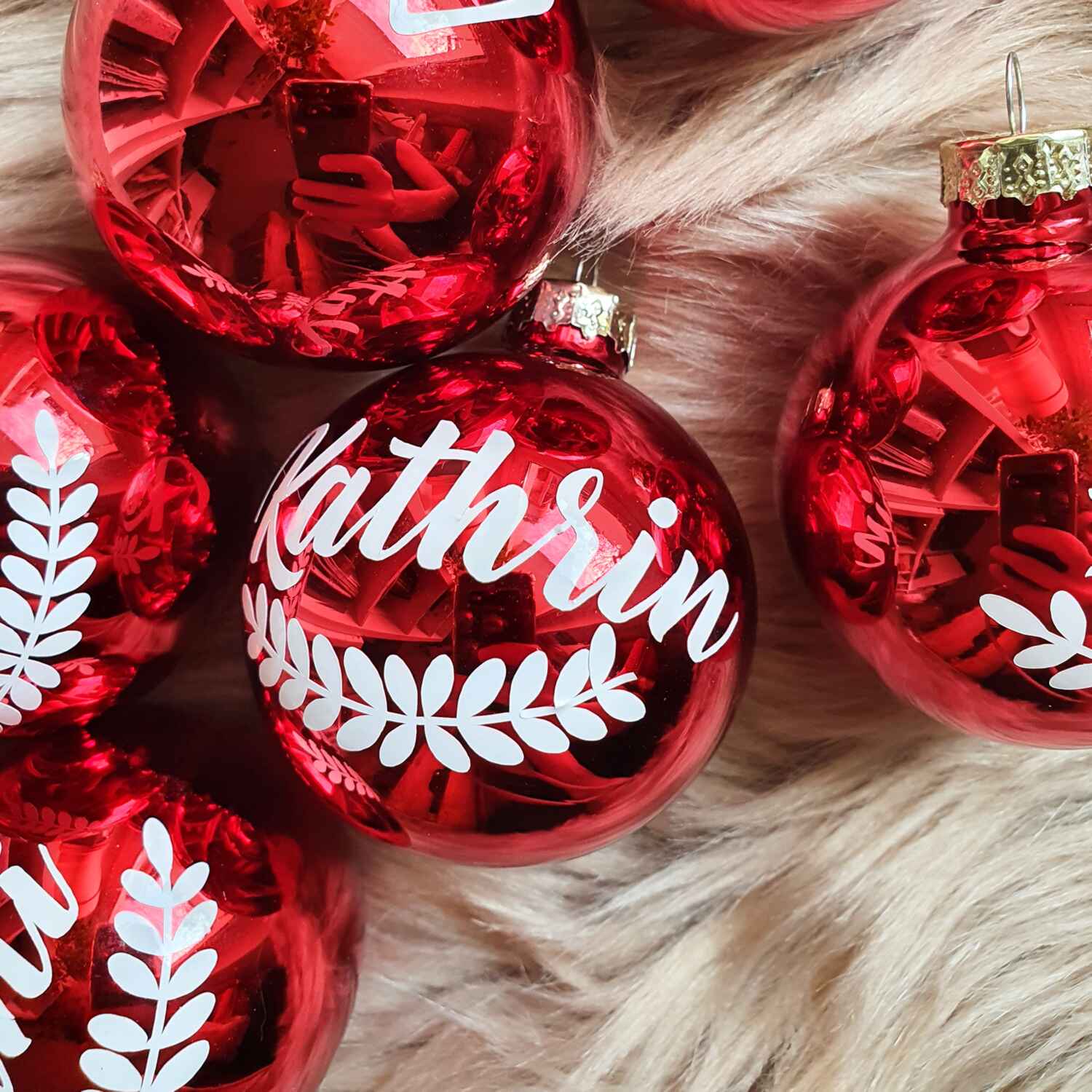 Weihnachtskugel mit deinem Wunschnamen ∅ 6-8 cm | Wunschmotiv |  Personalisiertes Geschenk | Weihnachtsbaum | Tannenbaumkugel |  Christbaumkugel