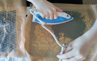 Bienenwachstuch Bienenwachs Wachstuch herstellen selber machen wachstücher kaufen Workshop Dresden DIY Die Kerzenwerkstatt 1 Baumwolltuch