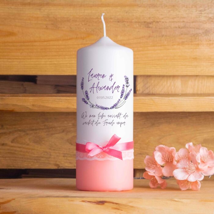 Hochzeitskerze personalisiert Traukerze mit Namen Lavendel Schleife